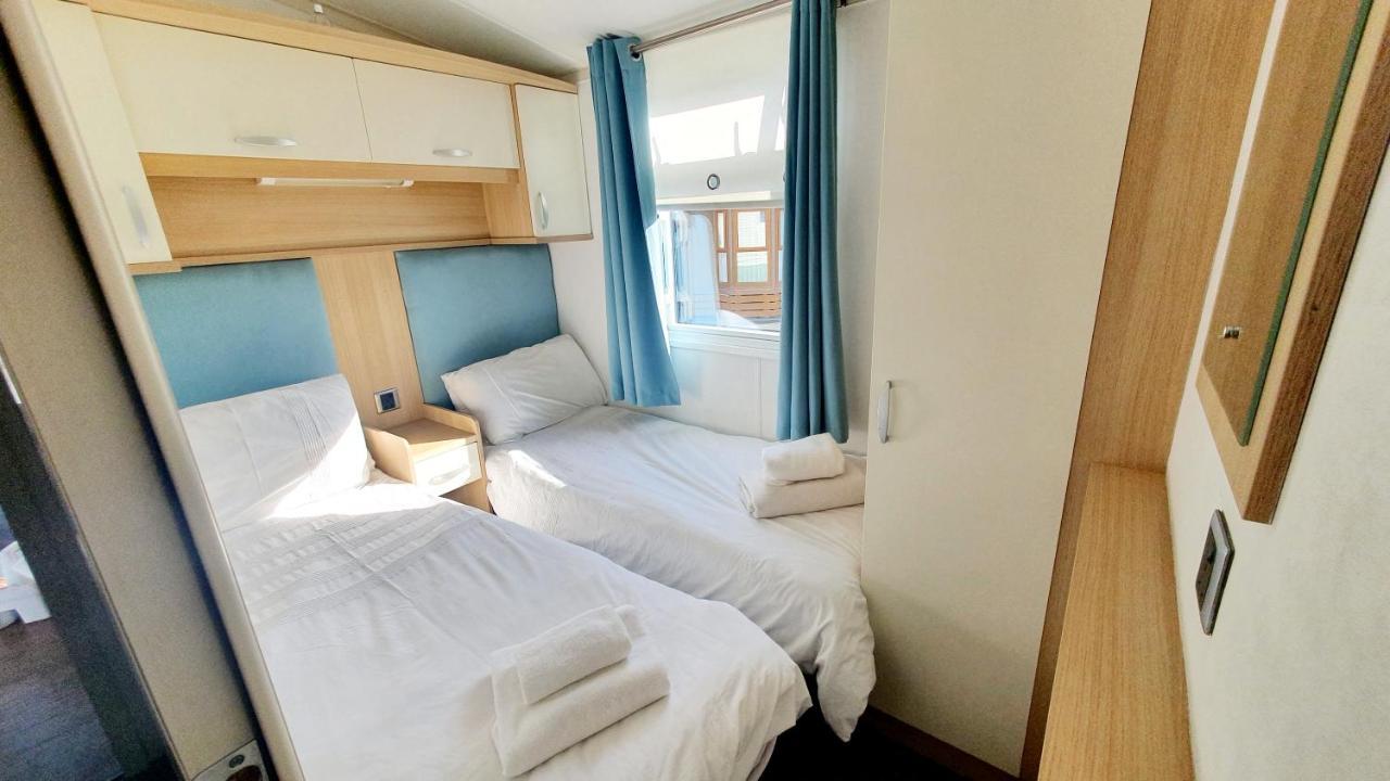 Apple Tree Lodge Hot Tub 3 Bedroom 2 Bars Morpeth Luaran gambar